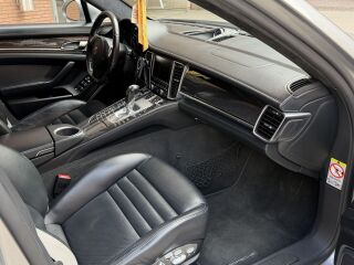 Porsche Panamera Turbo 4.8 V8 368kW