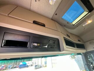 Mercedes-Benz Arocs 3763 8X4*4 EURO6 + LOFLIFT 125Z HiVision EUR 460kW