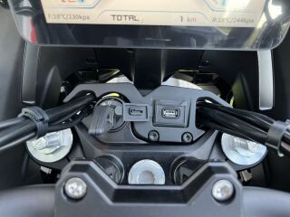 QJ Motor SVT 650 X kohvritega V2 57kW