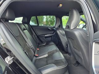 Volvo V60 D6 Twin Engine AWD R-Design Facelift 2.4 R5 162kW