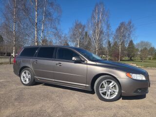 Volvo V70 2.4 136kW