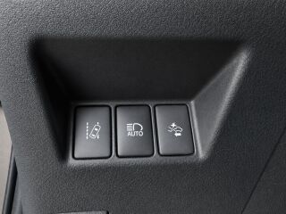 Toyota Yaris 1.5 82кВ