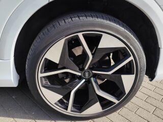 Audi Q8 S-Line 3.0 210kW