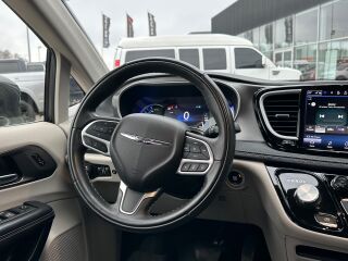 Chrysler Pacifica Touring L 3.6 V6 Pentastar 162kW