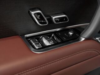 Land Rover Range Rover 4.4 390kW