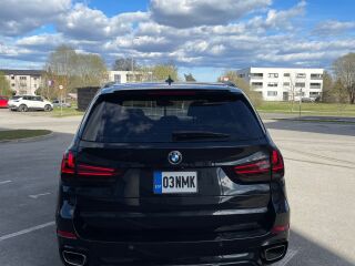 BMW X5 3.0 230kW