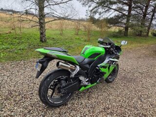 Kawasaki Ninja ZX - 10R 129kW