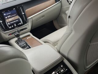Volvo V90 2.0 235кВ