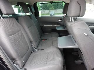Peugeot 5008 Style Facelift 1.6 R4 HDi 84kW
