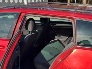 Volkswagen Golf 1.6 77kW