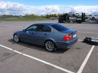 BMW 328 2.8 142kW