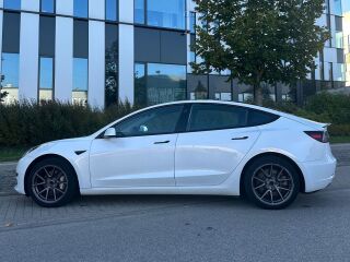 Tesla Model 3 SR+ 239kW