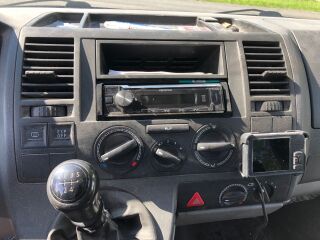 Volkswagen Caravelle 1.9 75кВ