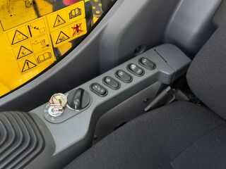 Komatsu PC138US-11 3.3 72kW