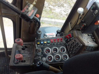 Champion 750 A 730 VHP 144kW