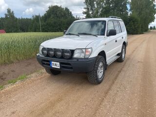 Toyota Land Cruiser 90 3.4 131кВ