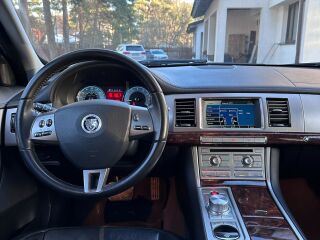 Jaguar XF 5.0 V8 AJ133 283kW