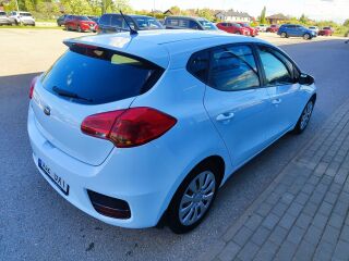 Kia cee'd LX N1 1.6 GDi 99kW