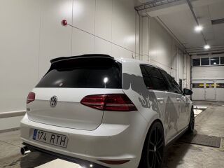 Volkswagen Golf GTI 2.0 R4 236kW