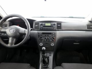 Toyota Corolla Linea Sol Facelift 1.4 71кВ