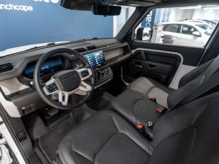 Land Rover Defender 90 X-Dynamic SE 3.0 183kW
