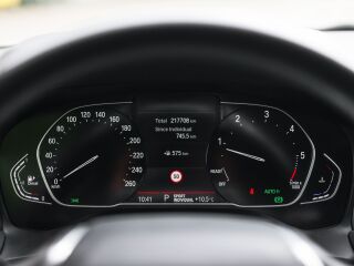 BMW 318 G21 2.0 110kW