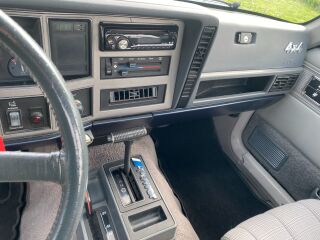 Jeep Comanche 4.0 R6 AT 130kW