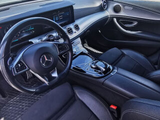 Mercedes-Benz E 220 2.0 143kW