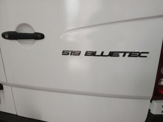 Mercedes-Benz Sprinter 519 BlueTec 3.0 V6 140kW