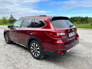 Subaru Outback Summit 2.5 129kW