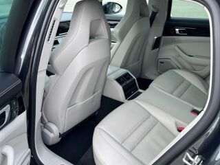 Porsche Panamera Sport Turismo 4 V6 PDK Chrono 2.9 V6 243kW