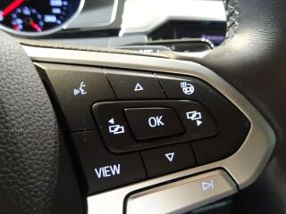 Volkswagen Passat FaceLift Executive TSi ATM 1.5 R4 110kW