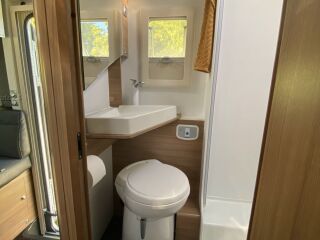 Adria Matrix 600SP AXESS 2.2 121kW