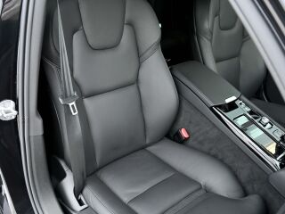 Volvo V60 AWD T6 H&K   DARK PLUS XENIUM INTELLI SAFE PRO 2.0 Long Range T6 plug in 293kW
