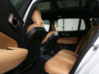 Volvo V60 AWD INSCRIPTION LUXURY XENIUM INTELLI MY22 2.0 T6 Recharge Long Range Plug In Hybrid 293kW