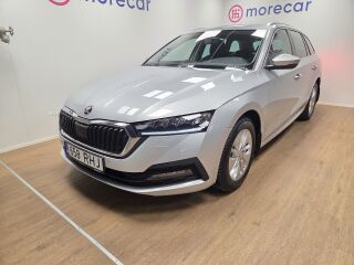 Skoda Octavia Combi Ambition 1.5 110кВ