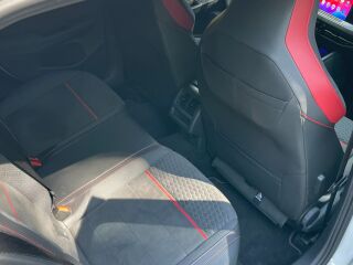 Volkswagen Golf GTI CLUBSPORT 2.0 R4 TSI 221kW