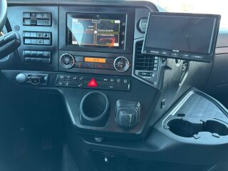 Mercedes-Benz Arocs 3253 8x4*4 390kW