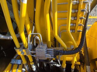 Komatsu PC170LC-11 90kW