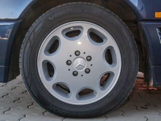 Mercedes-Benz SL 320 3.2 170кВ