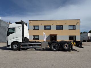 Volvo FH 500 6X2 EURO6 + BDF 20Ft 375kW