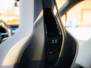 BMW iX xDrive 40 102кВ