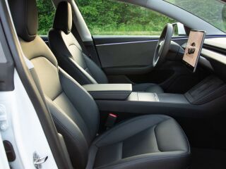 Tesla Model 3 208кВ