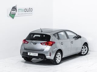 Toyota Auris Comfort Line 1.6 97кВ