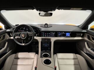 Porsche Taycan 4S Cross Turismo 420kW