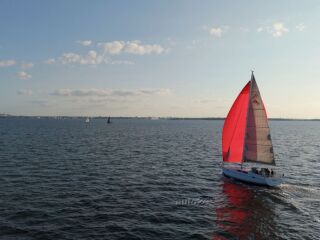 Hansa 385