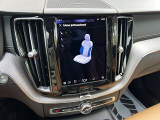 Volvo XC60 AWD Luxury Inscription FaceLift MY22 2.0 T6 Recharge Twin Engine Plug-in-Hybrid 251кВ