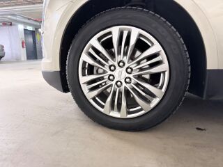 Cadillac XT5 AWD LUXURY 3.6 V6 V6 DOHC 24V 231kW