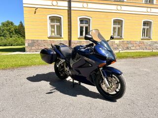 Honda VFR 800 V4 80kW