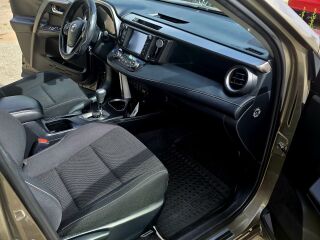 Toyota RAV4 2.5 114kW